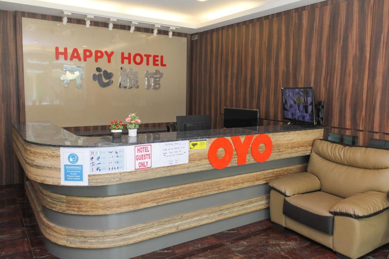 Oyo 90027 Happy Hotel Johor Bahru Exteriör bild